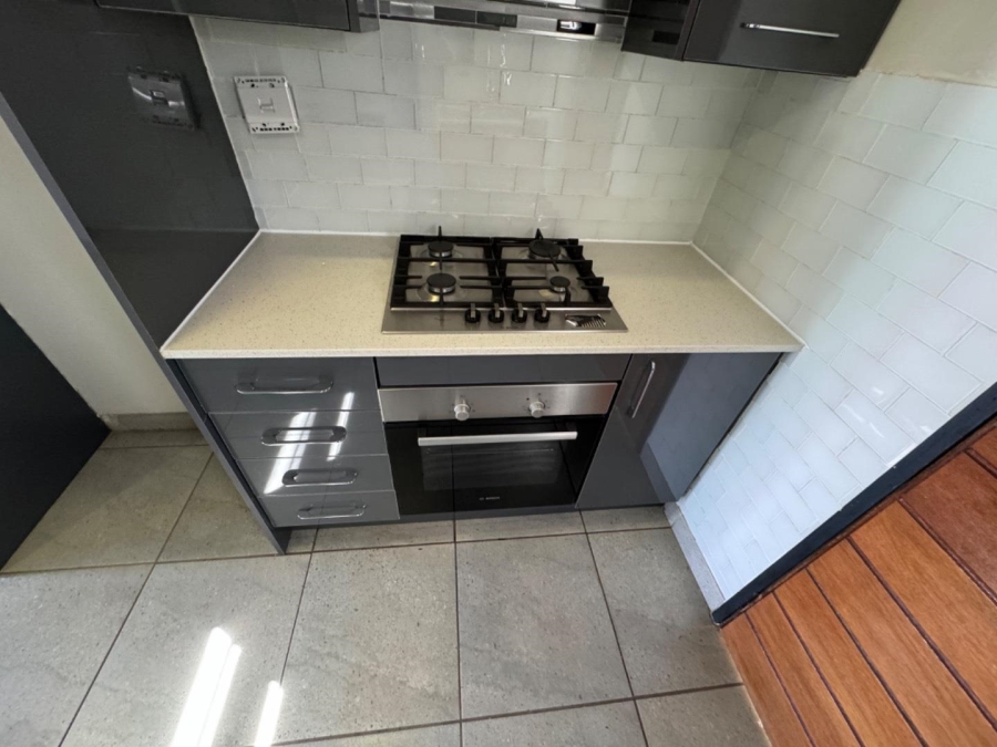 3 Bedroom Property for Sale in Albertsdal Gauteng