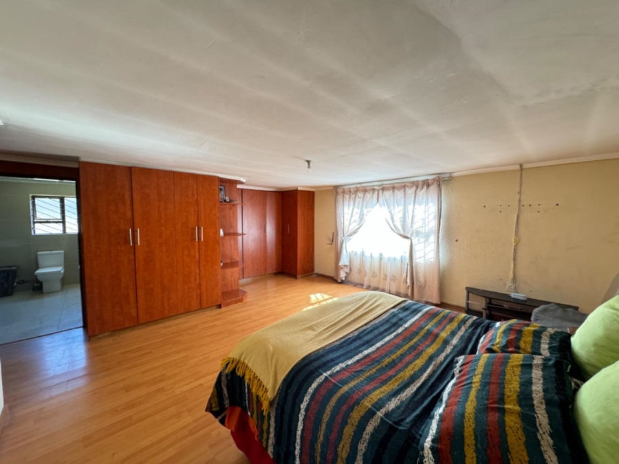 4 Bedroom Property for Sale in Meredale Gauteng