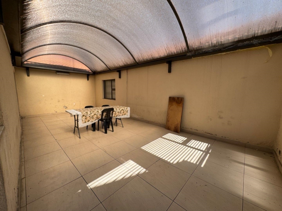 4 Bedroom Property for Sale in Meredale Gauteng