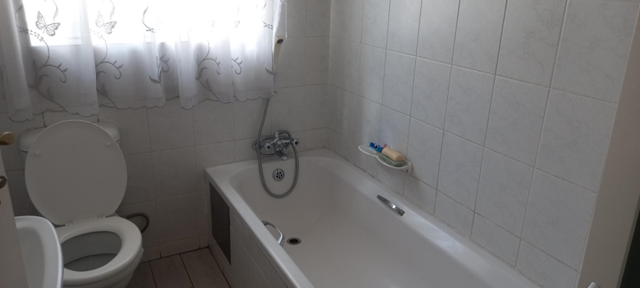 2 Bedroom Property for Sale in South Crest Gauteng