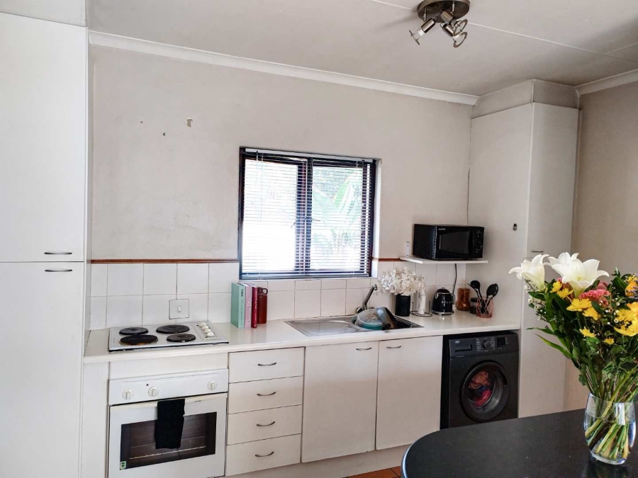 1 Bedroom Property for Sale in Sandown Gauteng