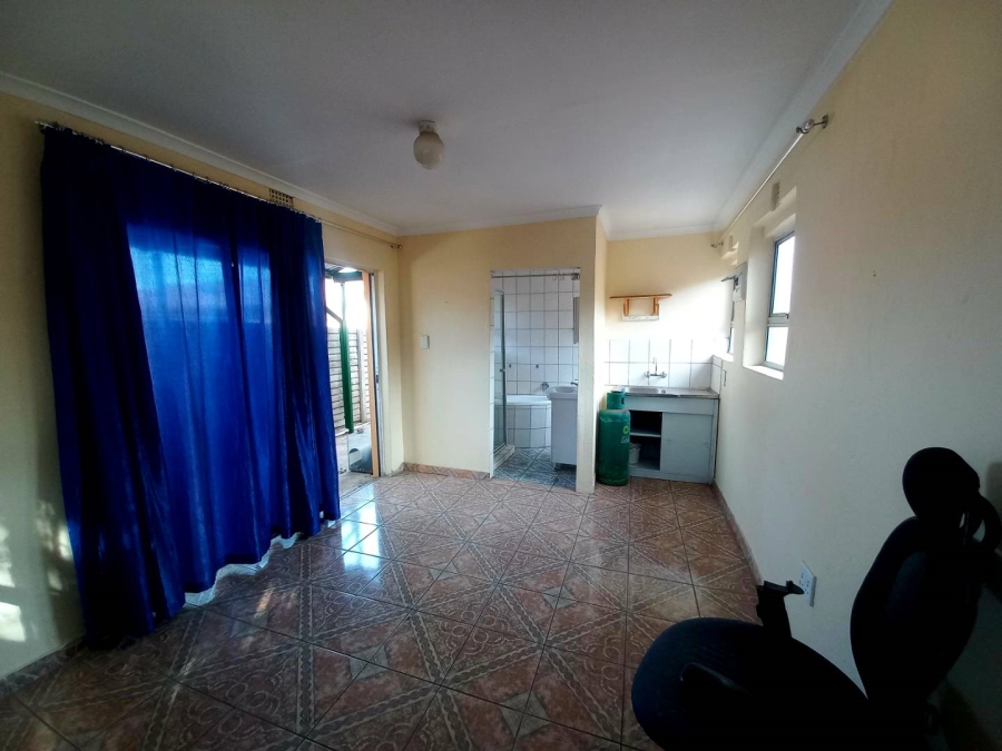 5 Bedroom Property for Sale in Florentia Gauteng