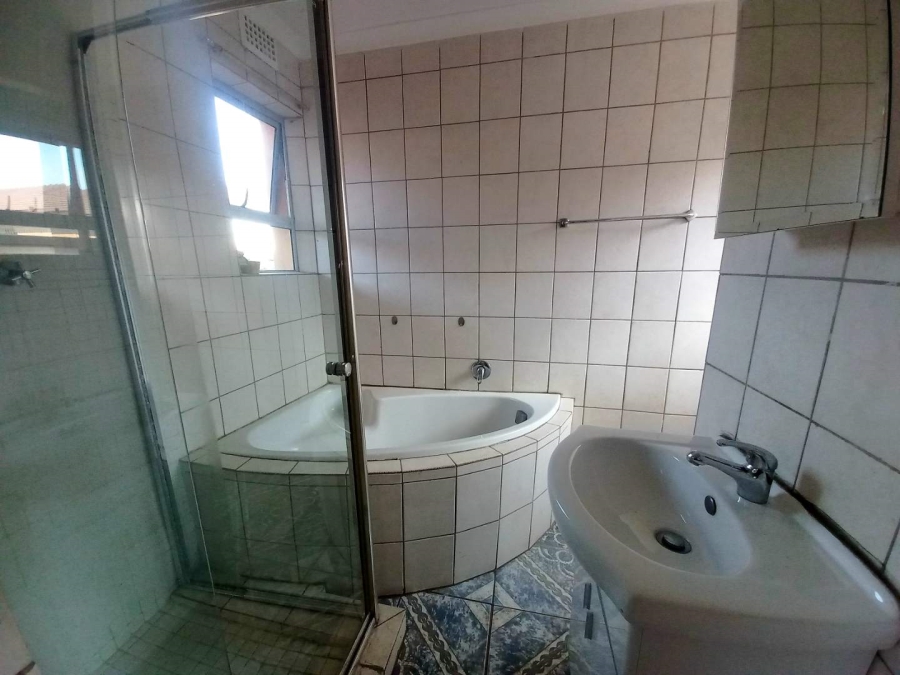 5 Bedroom Property for Sale in Florentia Gauteng