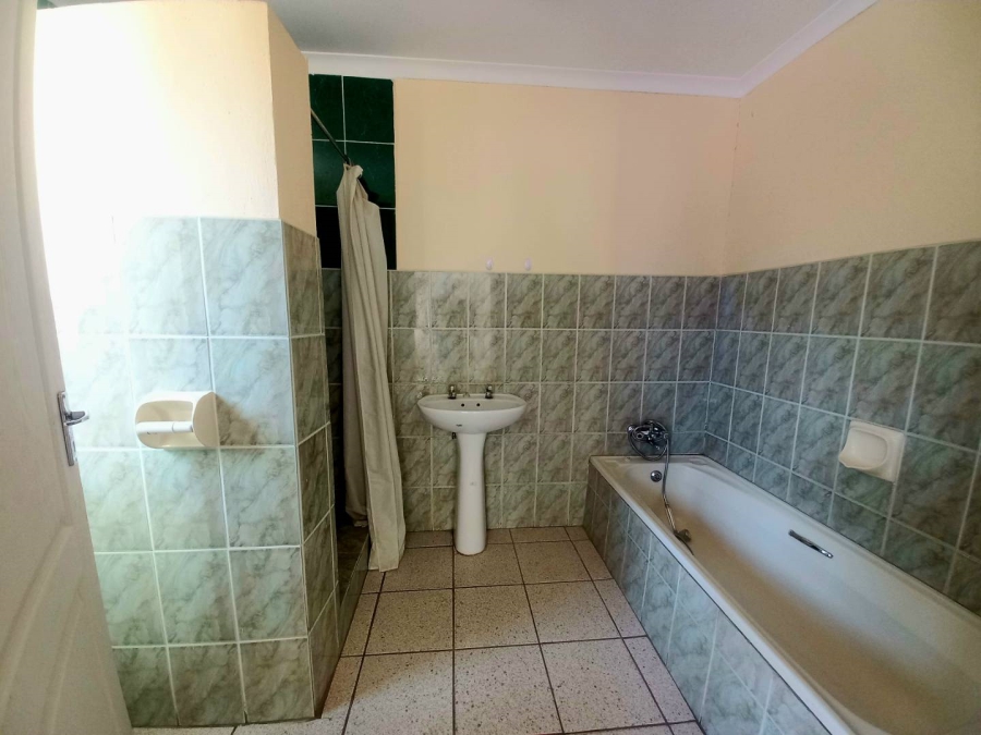 5 Bedroom Property for Sale in Florentia Gauteng