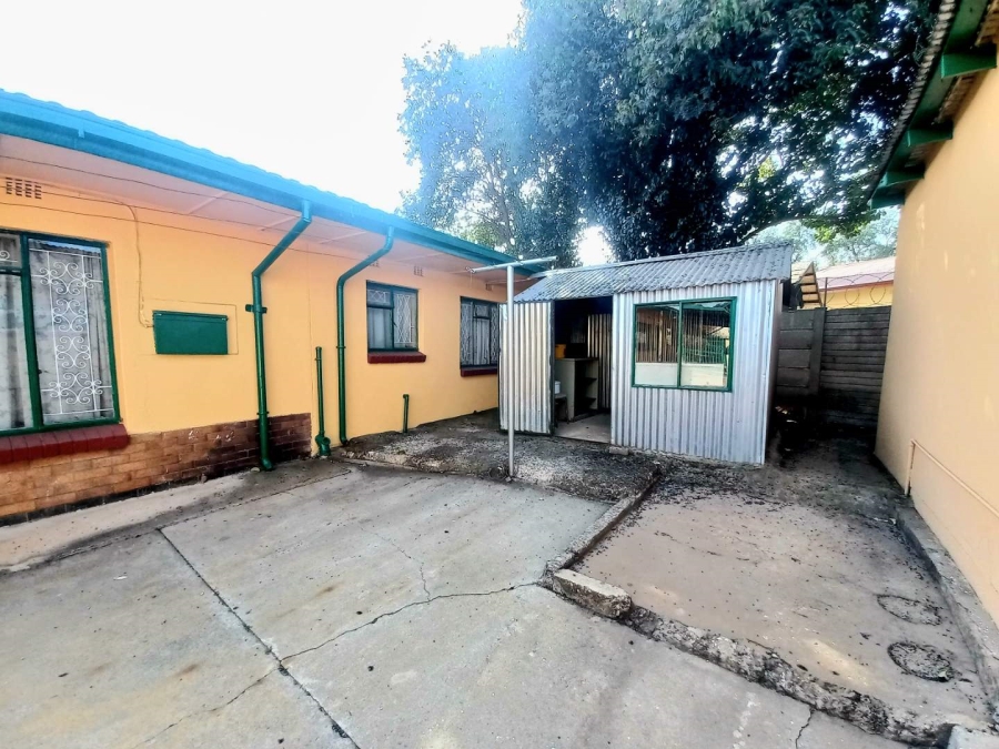 5 Bedroom Property for Sale in Florentia Gauteng
