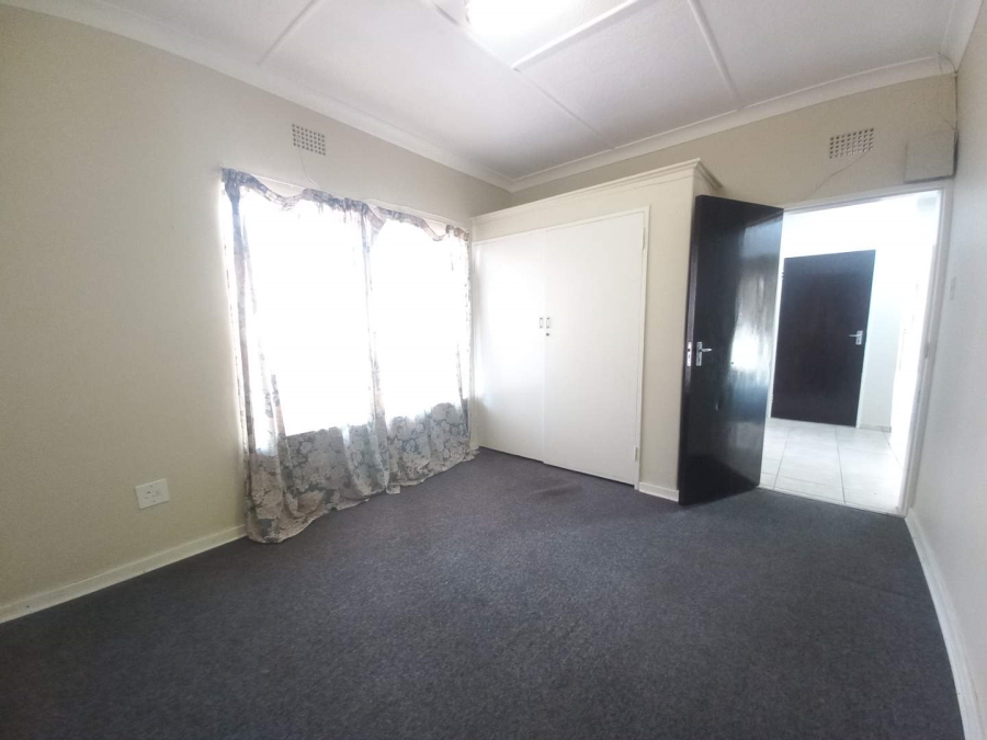 5 Bedroom Property for Sale in Florentia Gauteng