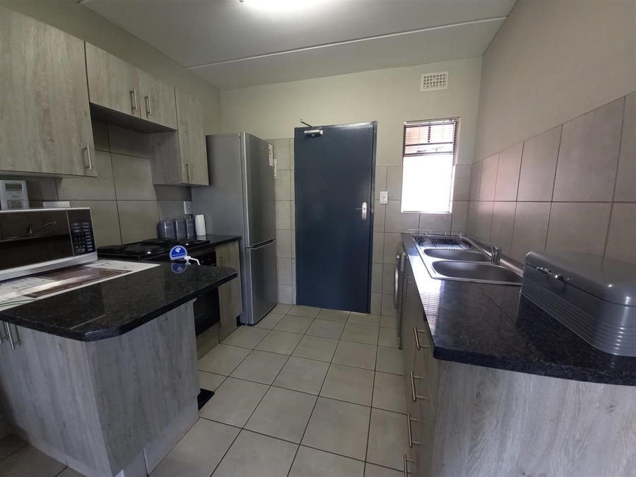 2 Bedroom Property for Sale in Montana Tuine Gauteng