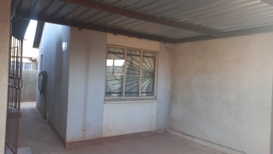 2 Bedroom Property for Sale in Sky City Gauteng