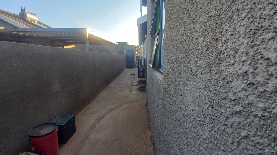 2 Bedroom Property for Sale in Sky City Gauteng