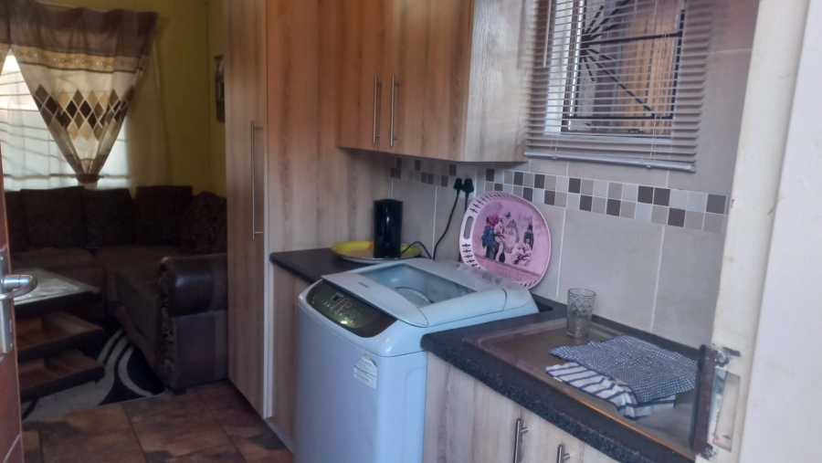 2 Bedroom Property for Sale in Sky City Gauteng