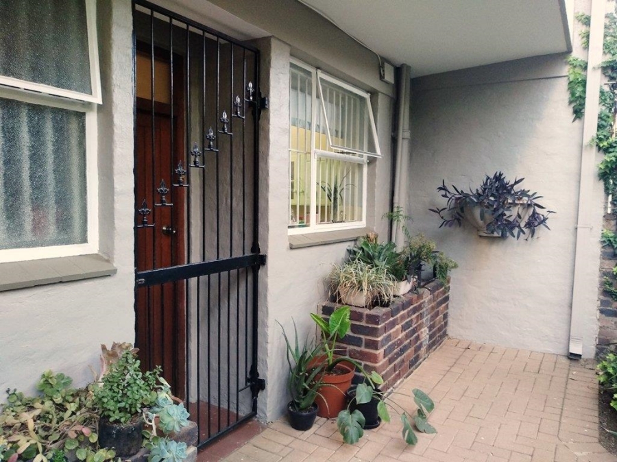 2 Bedroom Property for Sale in Blairgowrie Gauteng