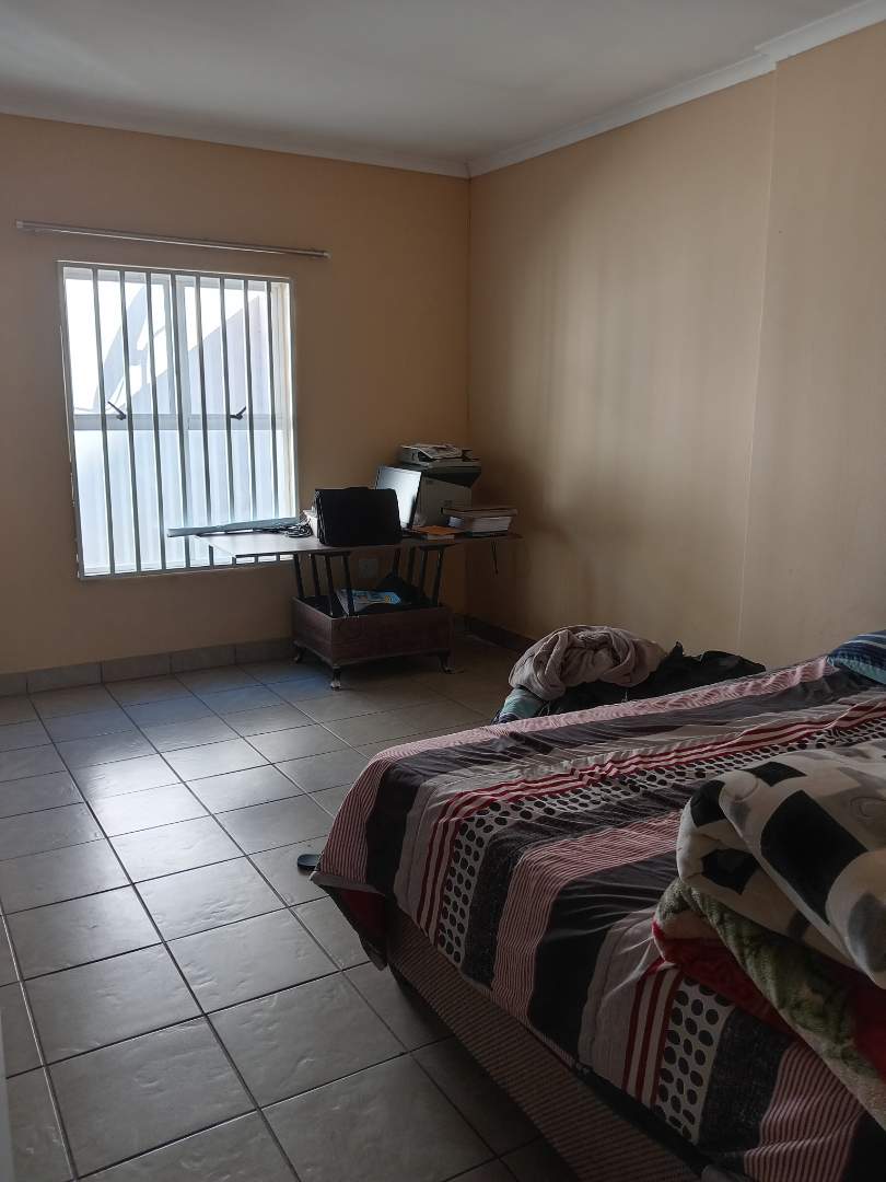 To Let 1 Bedroom Property for Rent in Bramley Park Gauteng