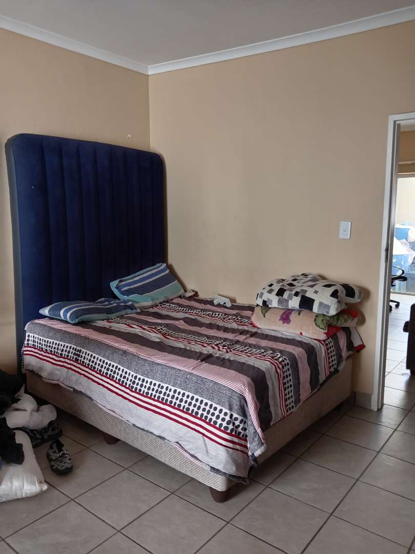 To Let 1 Bedroom Property for Rent in Bramley Park Gauteng