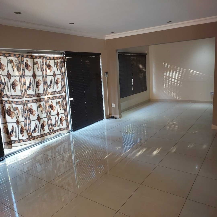 5 Bedroom Property for Sale in Suideroord Gauteng