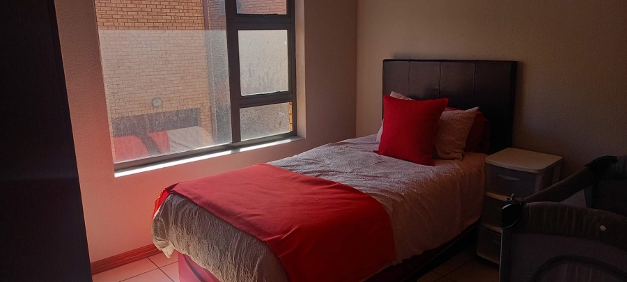 3 Bedroom Property for Sale in New Redruth Gauteng