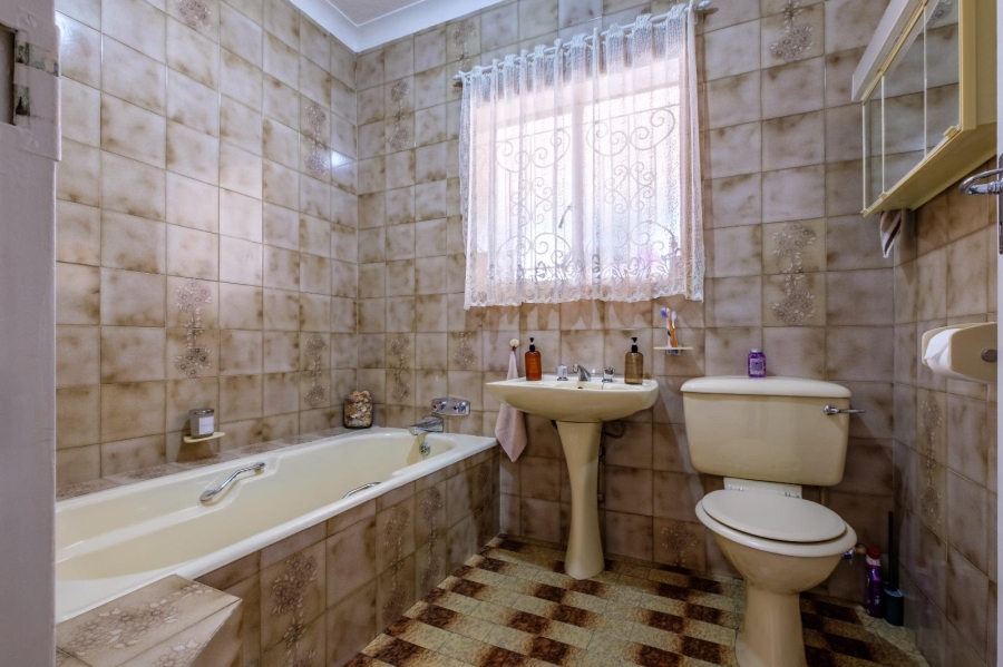 4 Bedroom Property for Sale in Towerby Gauteng