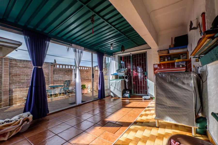 4 Bedroom Property for Sale in Towerby Gauteng
