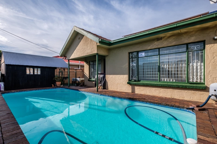 4 Bedroom Property for Sale in Towerby Gauteng