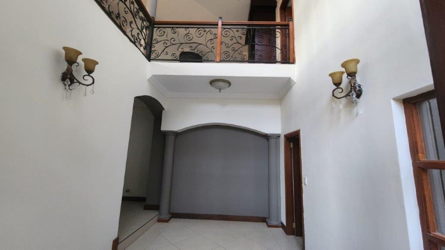 3 Bedroom Property for Sale in Glenvista Gauteng