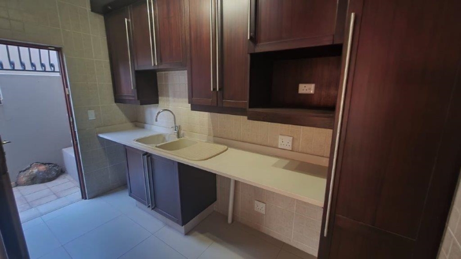 3 Bedroom Property for Sale in Glenvista Gauteng