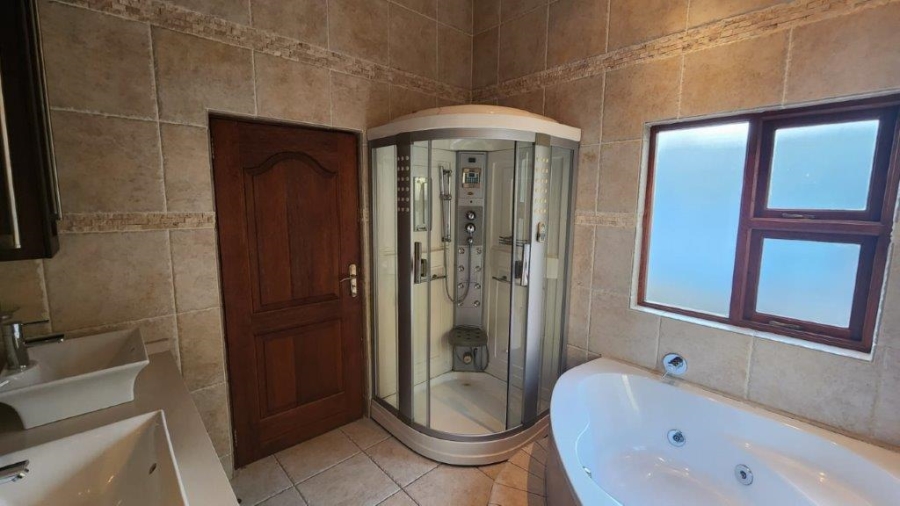 3 Bedroom Property for Sale in Glenvista Gauteng