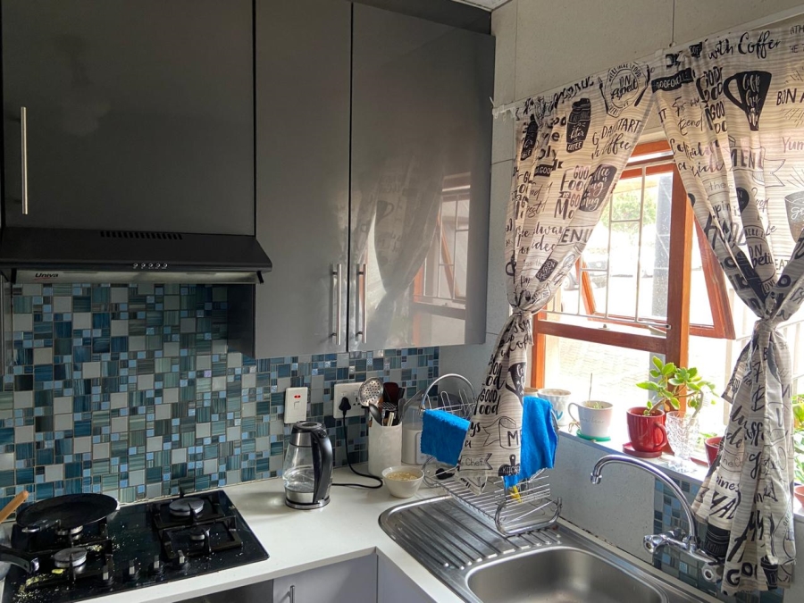 3 Bedroom Property for Sale in Bassonia Gauteng