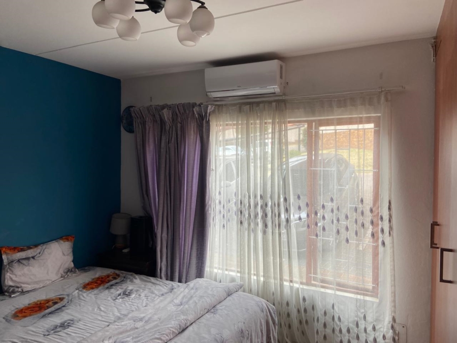 3 Bedroom Property for Sale in Bassonia Gauteng