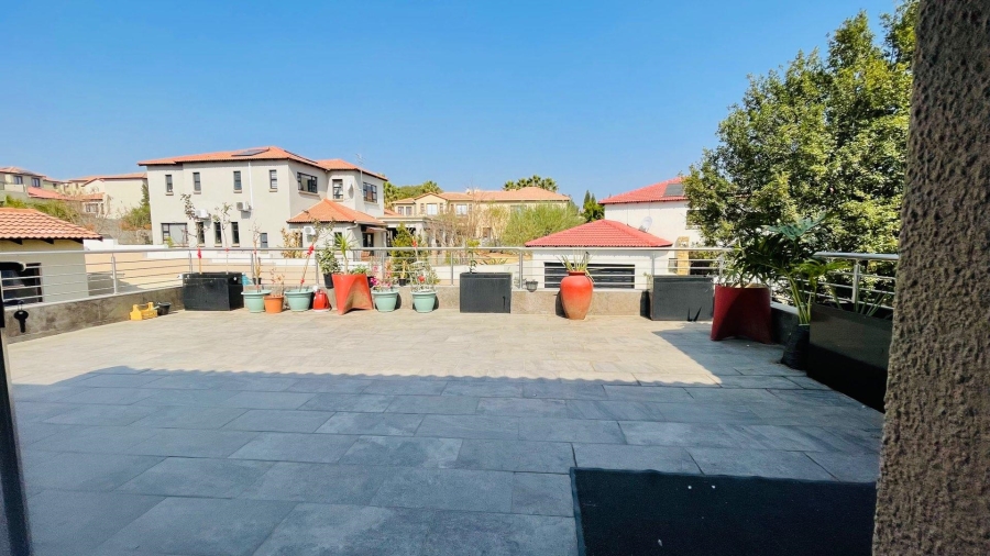 4 Bedroom Property for Sale in Kyalami Hills Gauteng