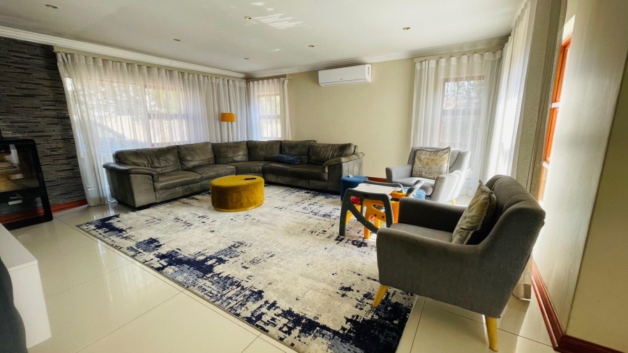 4 Bedroom Property for Sale in Kyalami Hills Gauteng