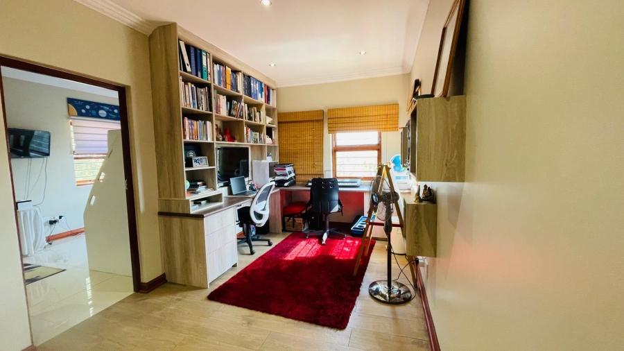 4 Bedroom Property for Sale in Kyalami Hills Gauteng