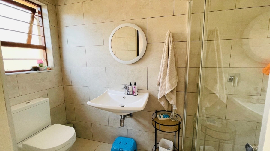 4 Bedroom Property for Sale in Kyalami Hills Gauteng