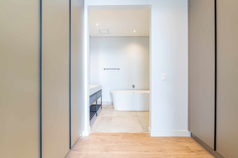 3 Bedroom Property for Sale in Waterfall Gauteng