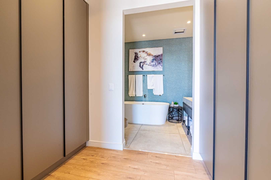 3 Bedroom Property for Sale in Waterfall Gauteng