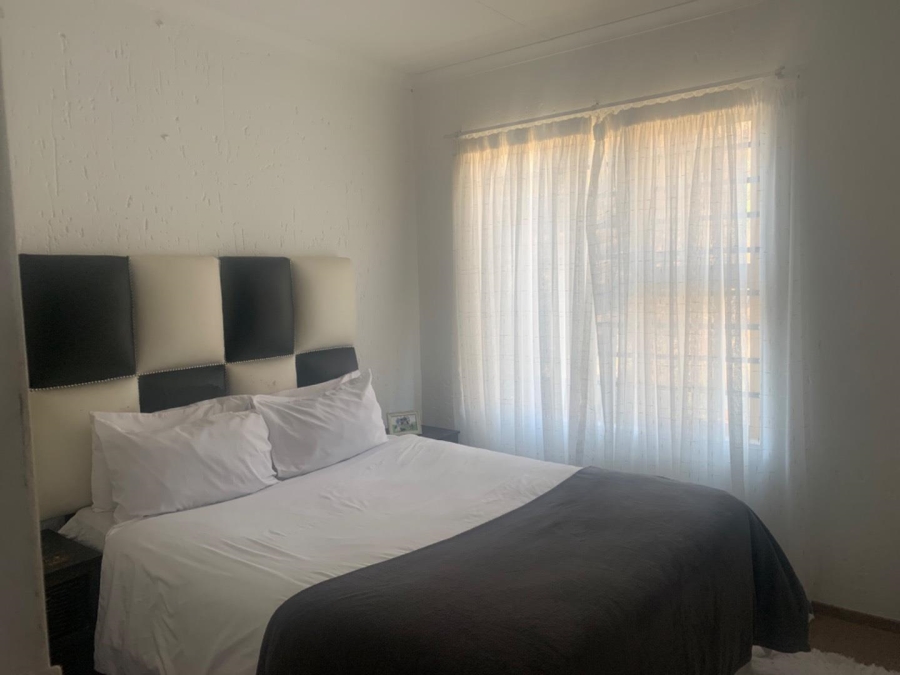 2 Bedroom Property for Sale in Winchester Hills Gauteng
