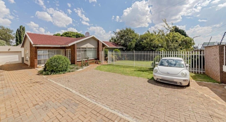 4 Bedroom Property for Sale in Horizon View Gauteng