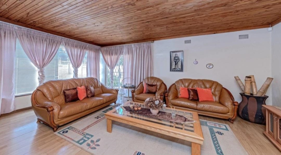 4 Bedroom Property for Sale in Horizon View Gauteng