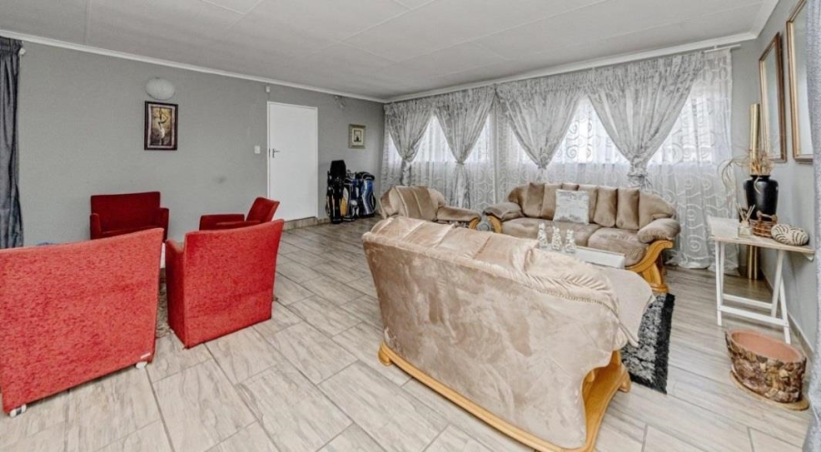 4 Bedroom Property for Sale in Horizon View Gauteng