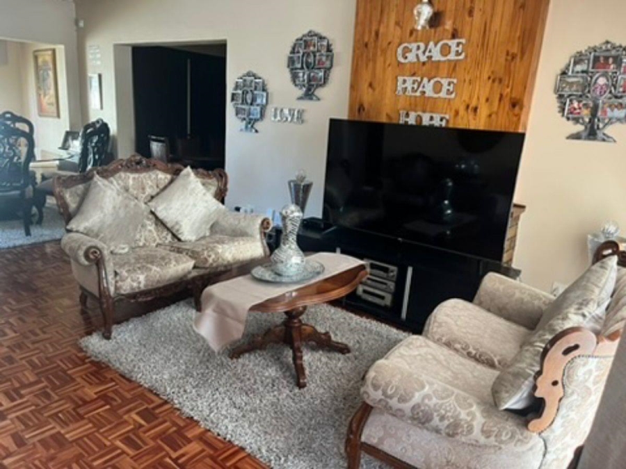 3 Bedroom Property for Sale in Brackenhurst Gauteng