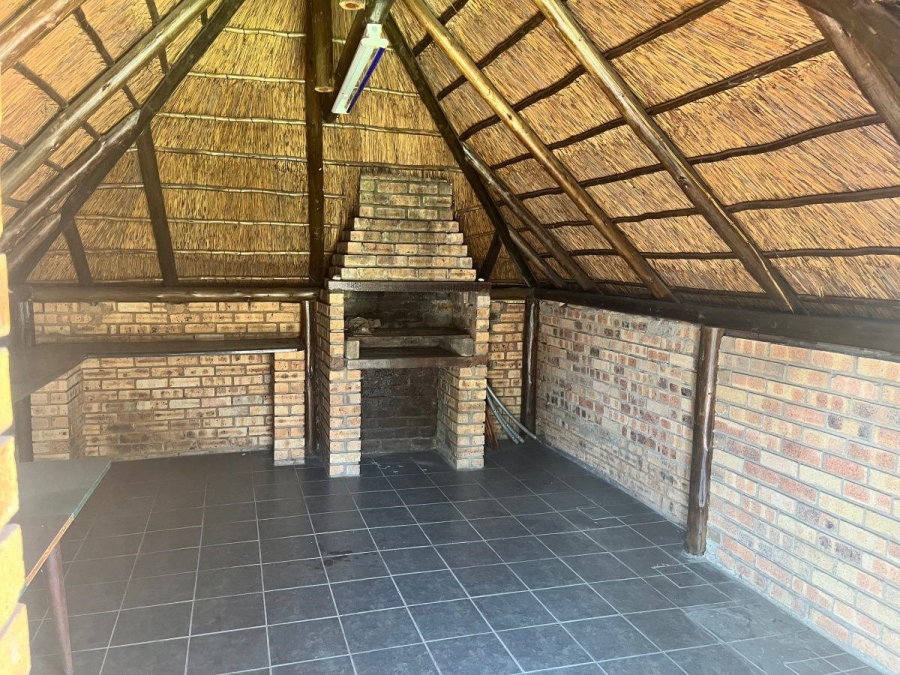 3 Bedroom Property for Sale in Brackenhurst Gauteng