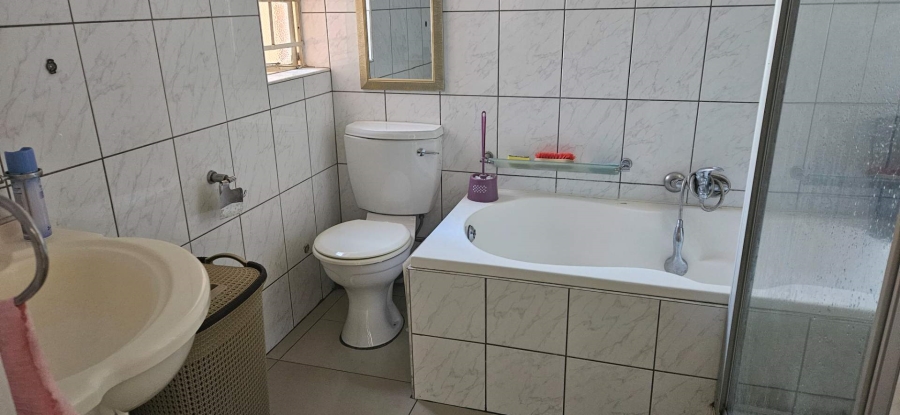 2 Bedroom Property for Sale in Alberton Gauteng