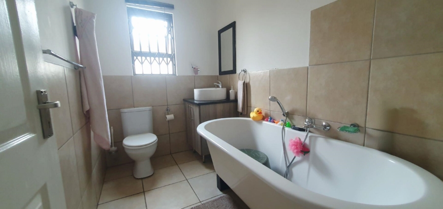 To Let 3 Bedroom Property for Rent in Ruimsig Gauteng