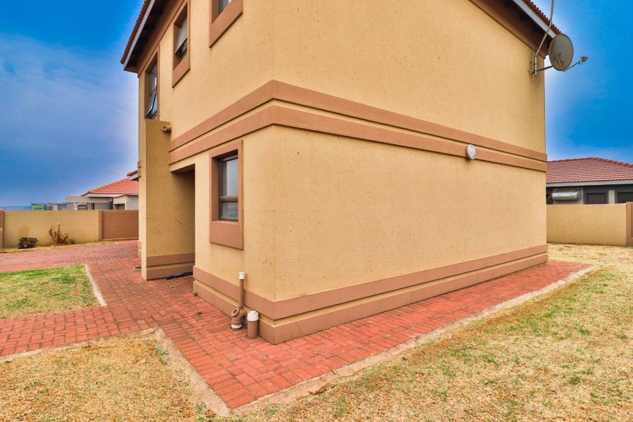 3 Bedroom Property for Sale in Sonneveld Gauteng
