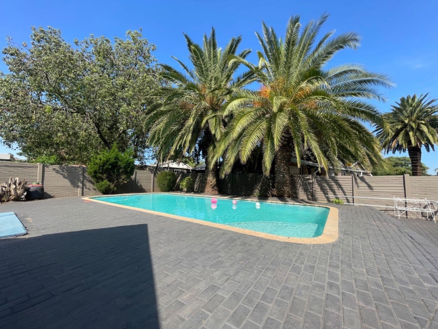 4 Bedroom Property for Sale in Albemarle Gauteng