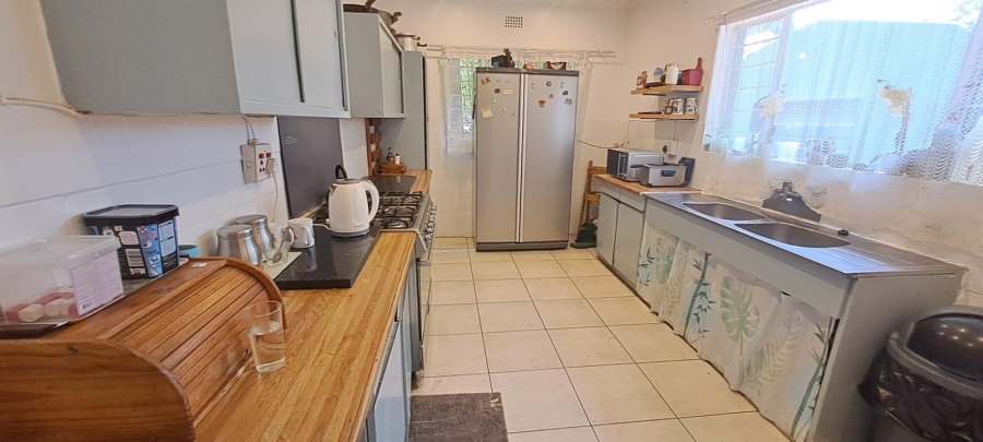 To Let 3 Bedroom Property for Rent in Brackendowns Gauteng