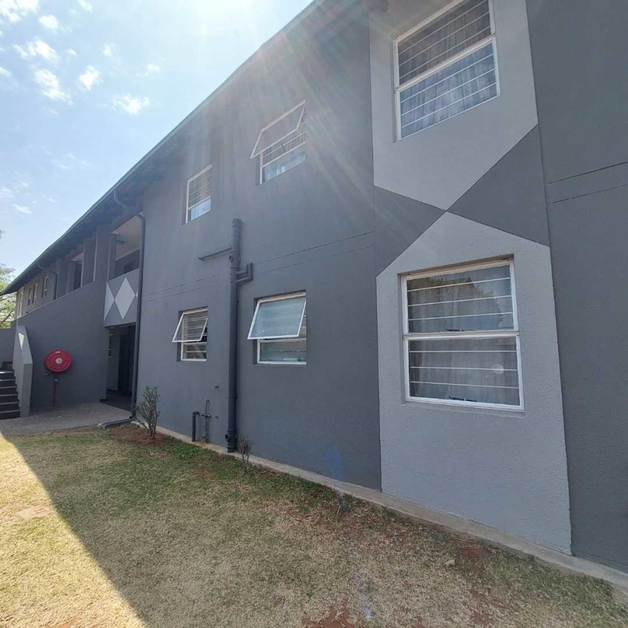 2 Bedroom Property for Sale in Ridgeway Gauteng