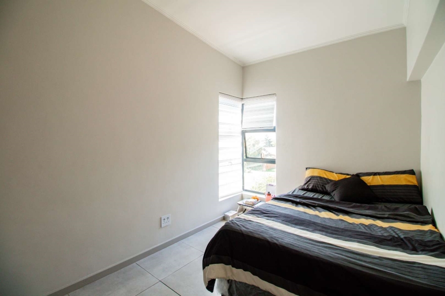 2 Bedroom Property for Sale in Glen Marais Gauteng