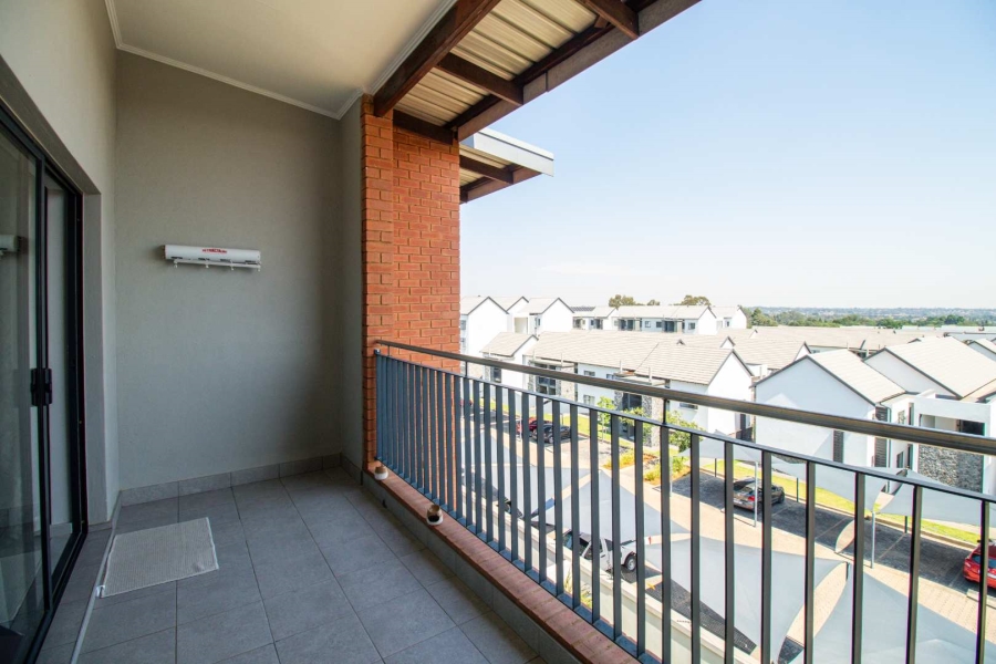 2 Bedroom Property for Sale in Glen Marais Gauteng