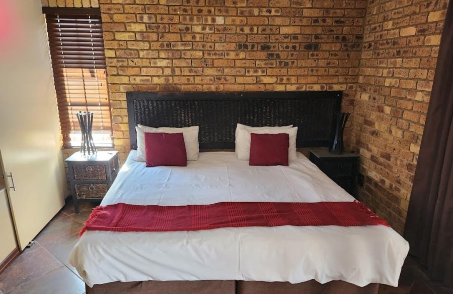 15 Bedroom Property for Sale in Dinokeng Gauteng