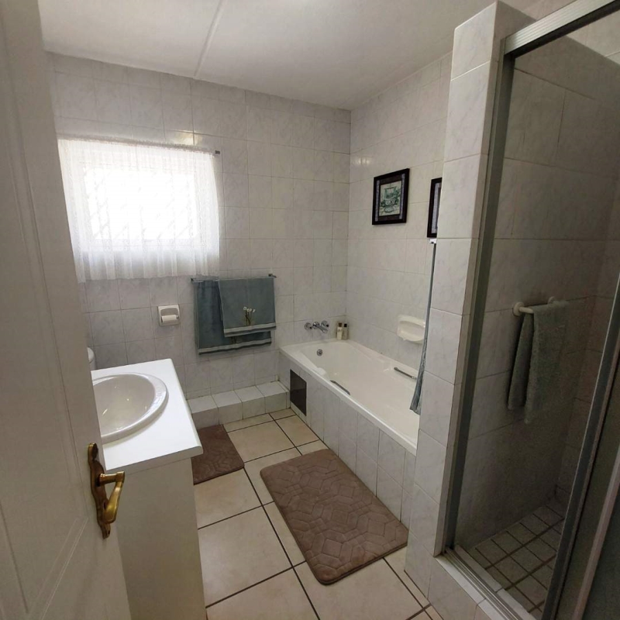 3 Bedroom Property for Sale in Meyersdal Gauteng