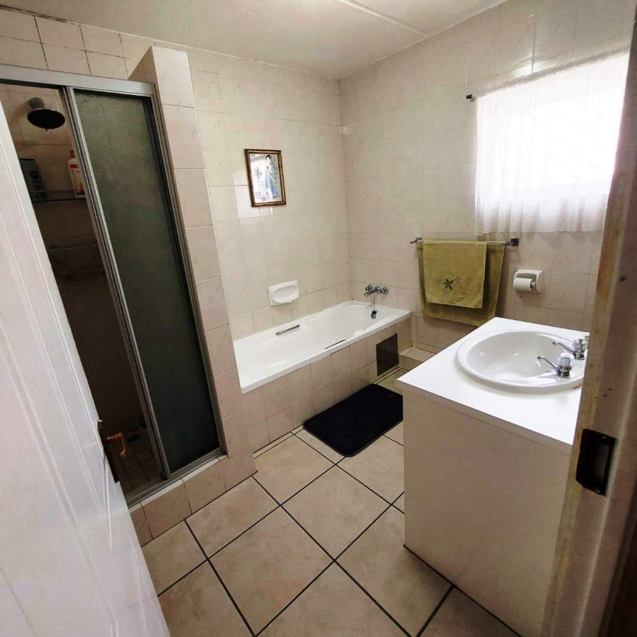 3 Bedroom Property for Sale in Meyersdal Gauteng